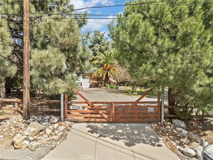 Property Photo: 18558 Grandview Avenue CA 92407