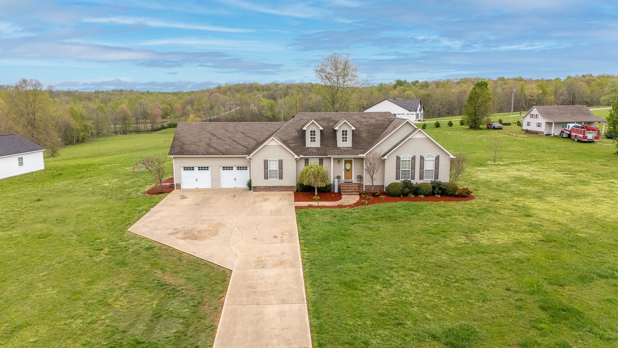 Property Photo: 70 N Keener Rd TN 38468