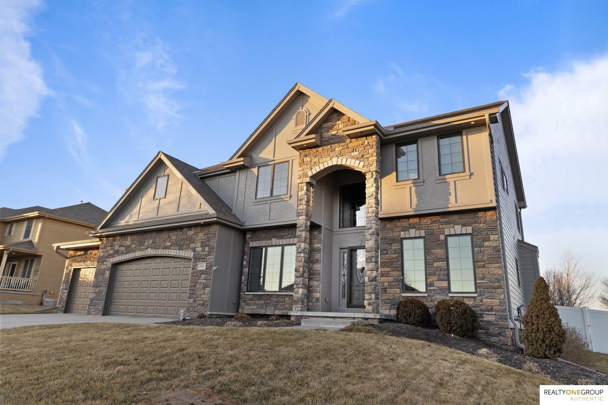 Property Photo: 7612 Castle Street NE 68046