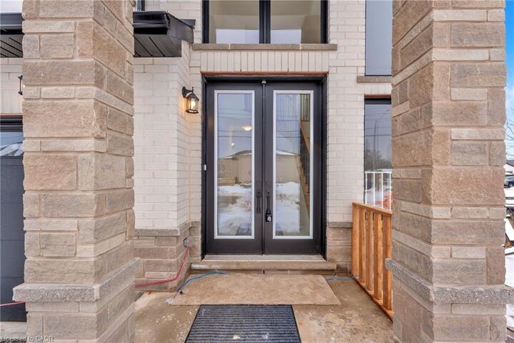 Property Photo: 22 Roselawn Avenue ON L9G 2H9