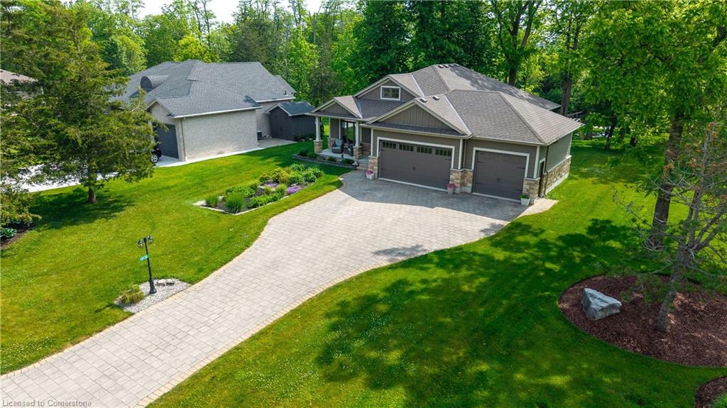 Photo de la propriété: 10138 Merrywood Drive ON N0M 1T0