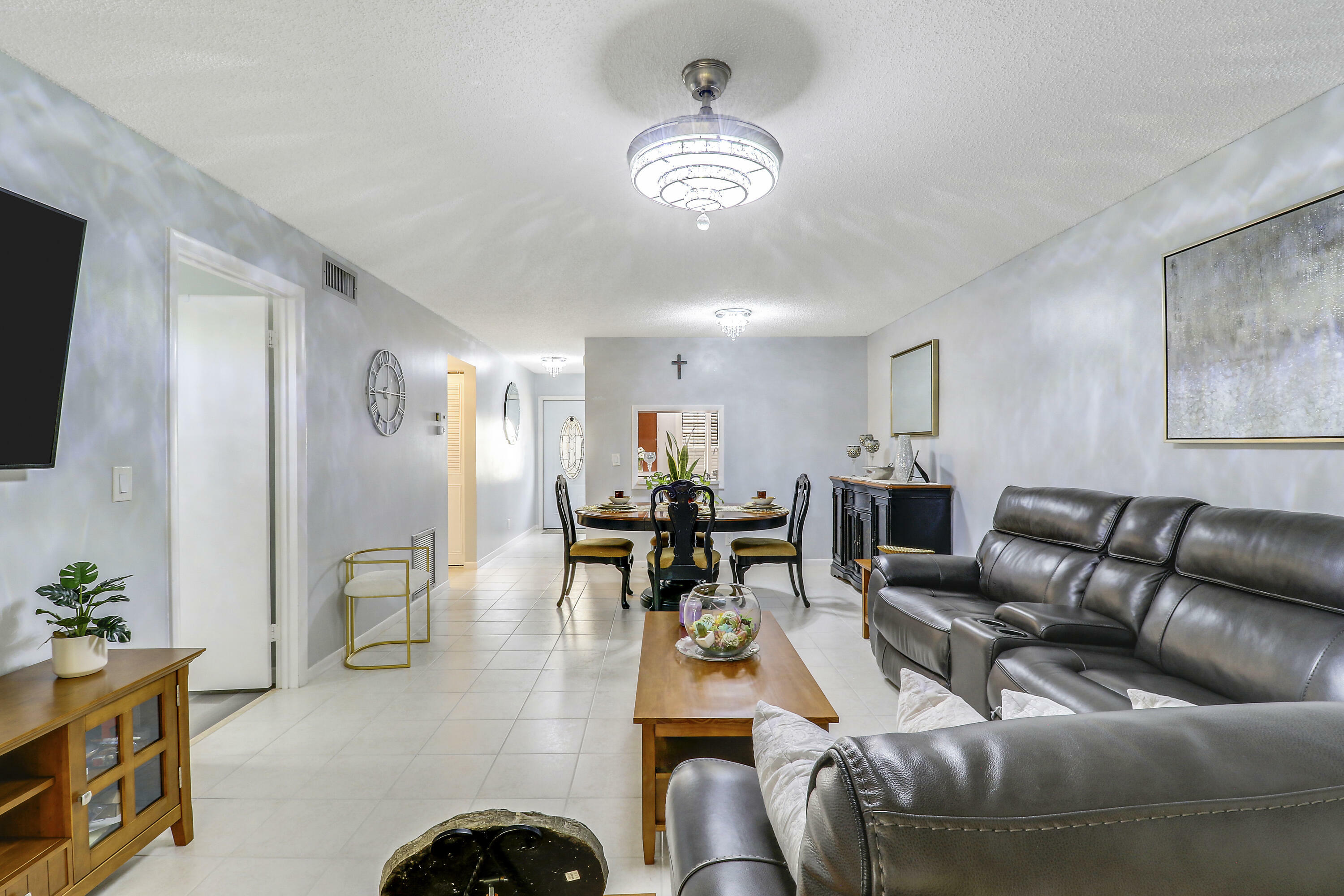 Property Photo: 505 Holyoke Ln, A Lane FL 33467