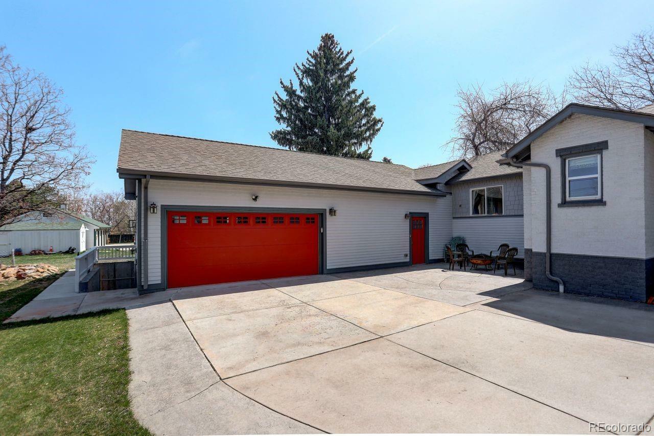 Property Photo: 1280 Holland Street CO 80215
