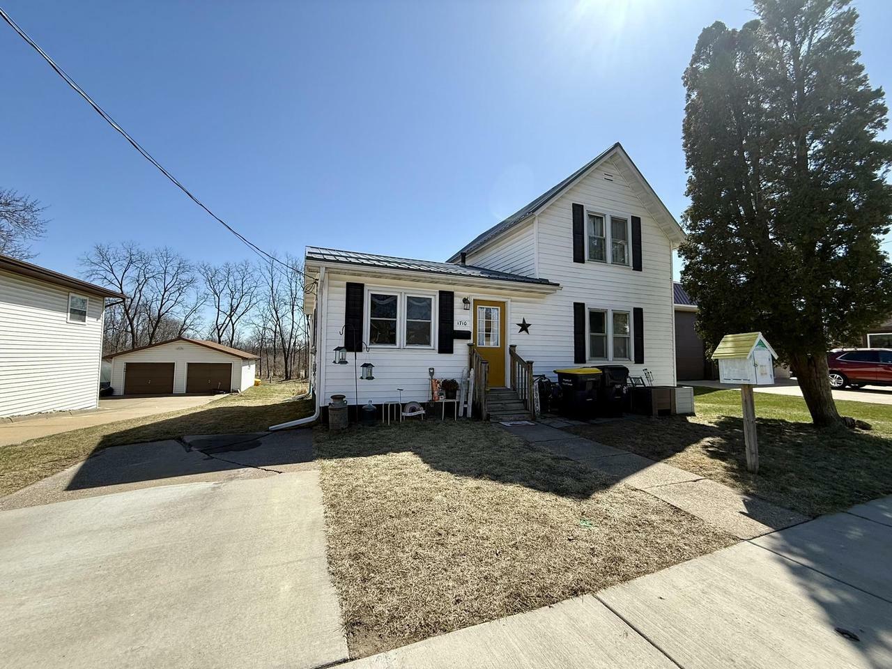 Property Photo: 1710 Kilbourn Avenue WI 54660