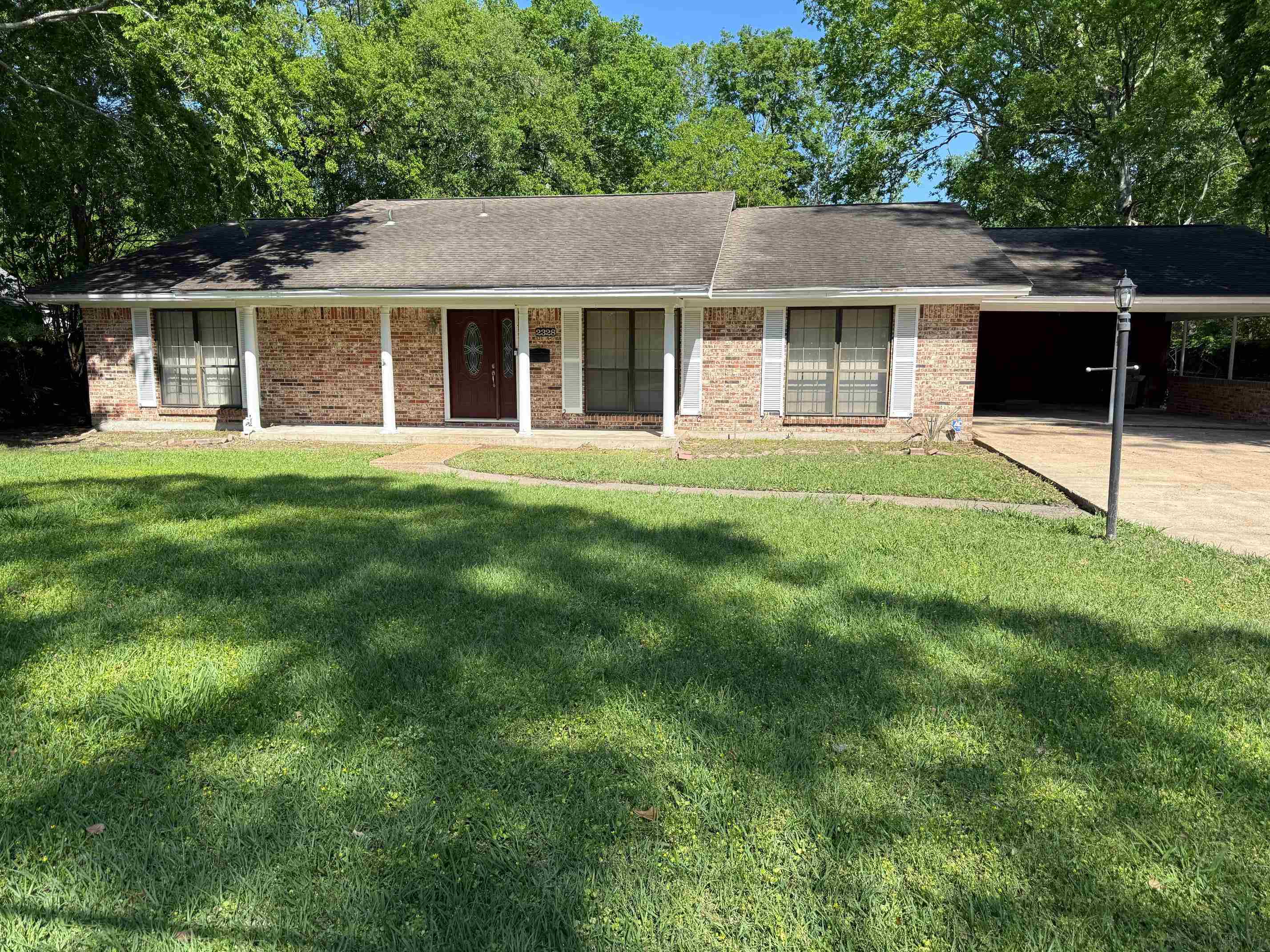 2328 Briarcliff  Beaumont TX 77706-2039 photo