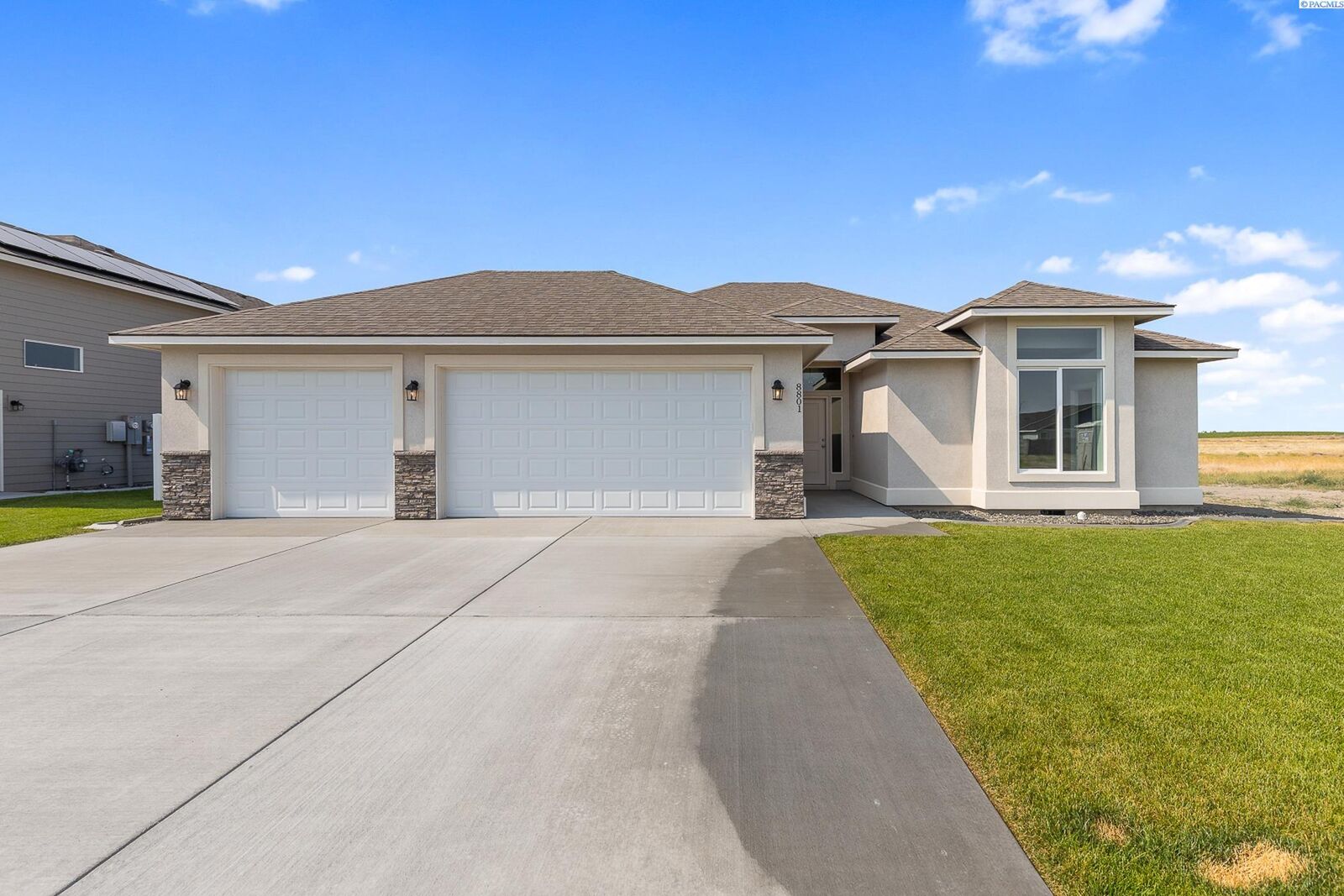 Property Photo:  8801 Dusty Maiden  WA 99301 