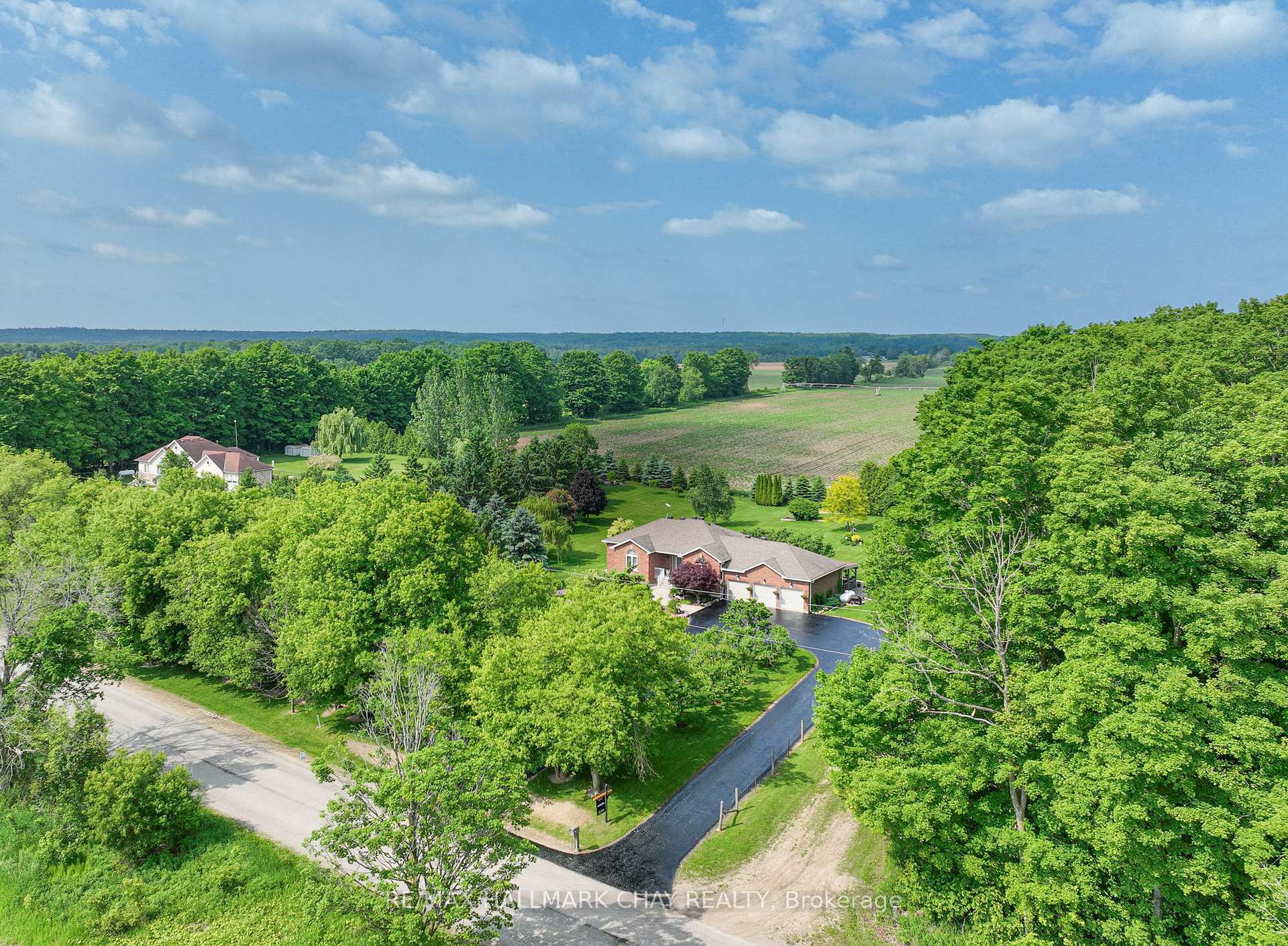 Property Photo: 7558 Concession Road 2 Road ON L0M 1M0