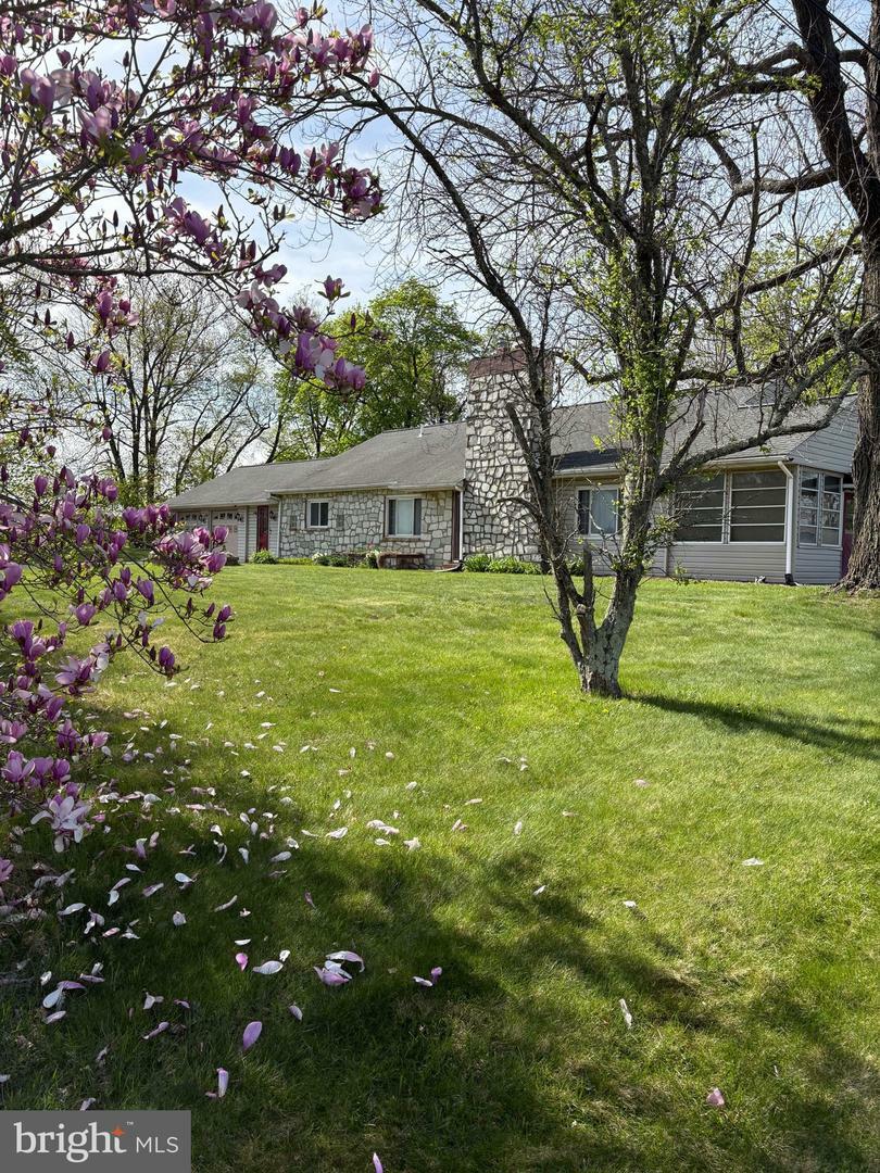 Property Photo: 3 Philyet Drive NJ 08520