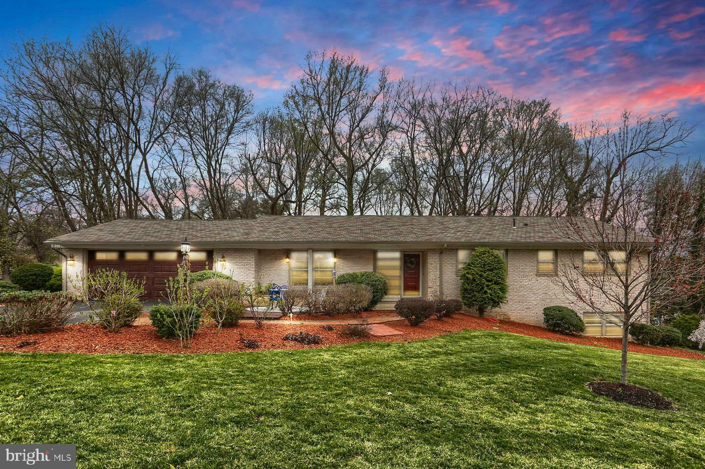 2820 Fairview Road  Camp Hill PA 17011 photo