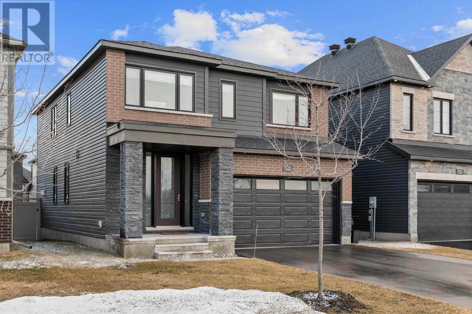 Property Photo: 522 Anchor Circle ON K2B 7Z5