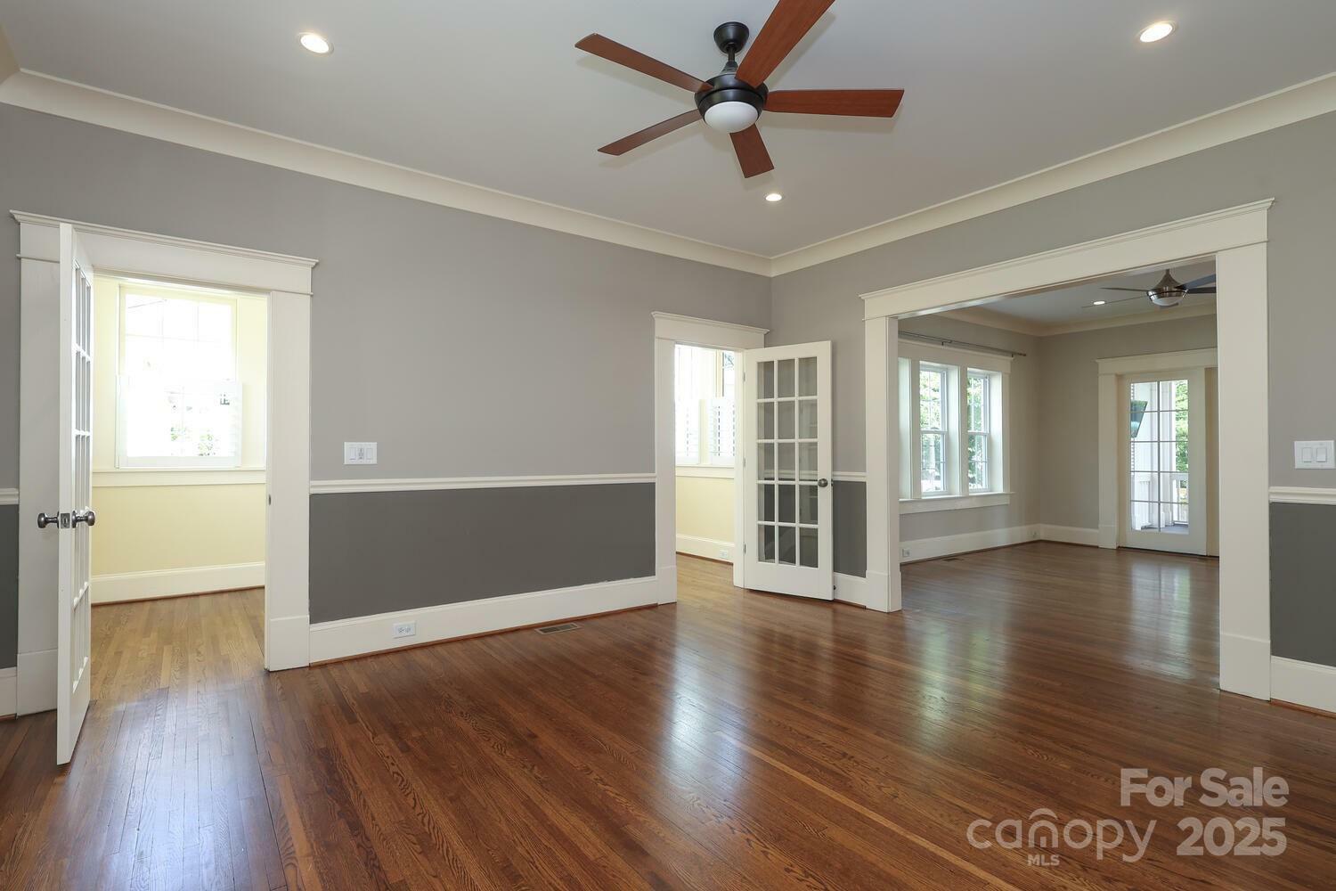 Property Photo: 2015 Dilworth Road E NC 28203