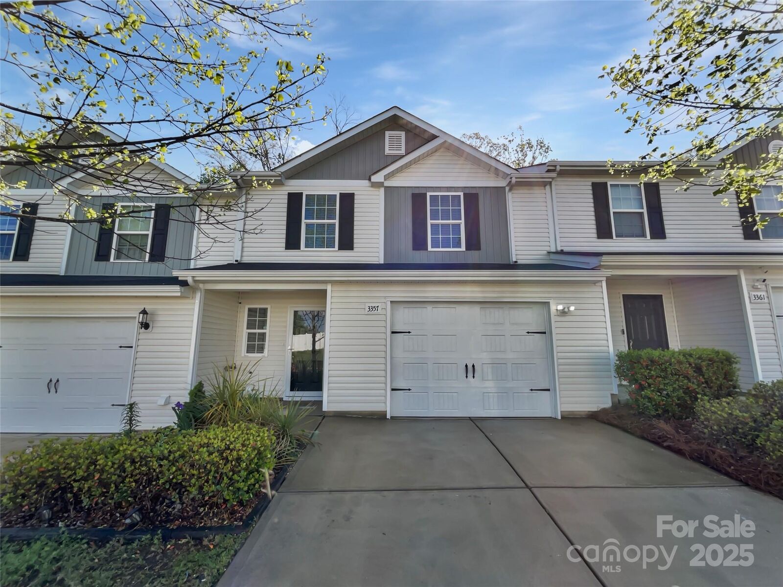 Property Photo: 3357 Ellingford Road NC 28214