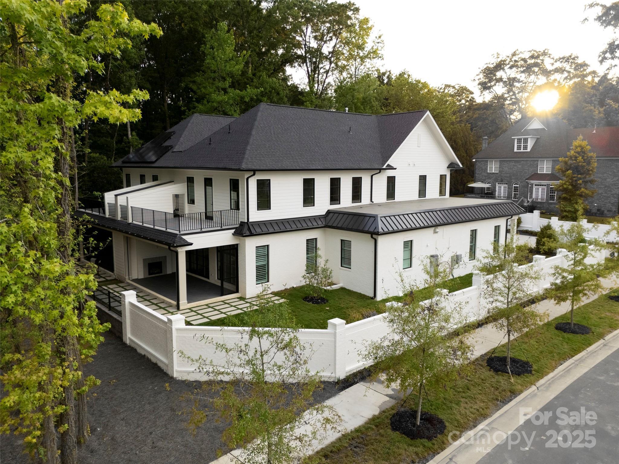 Property Photo: 3131 Providence Road 1B NC 28211
