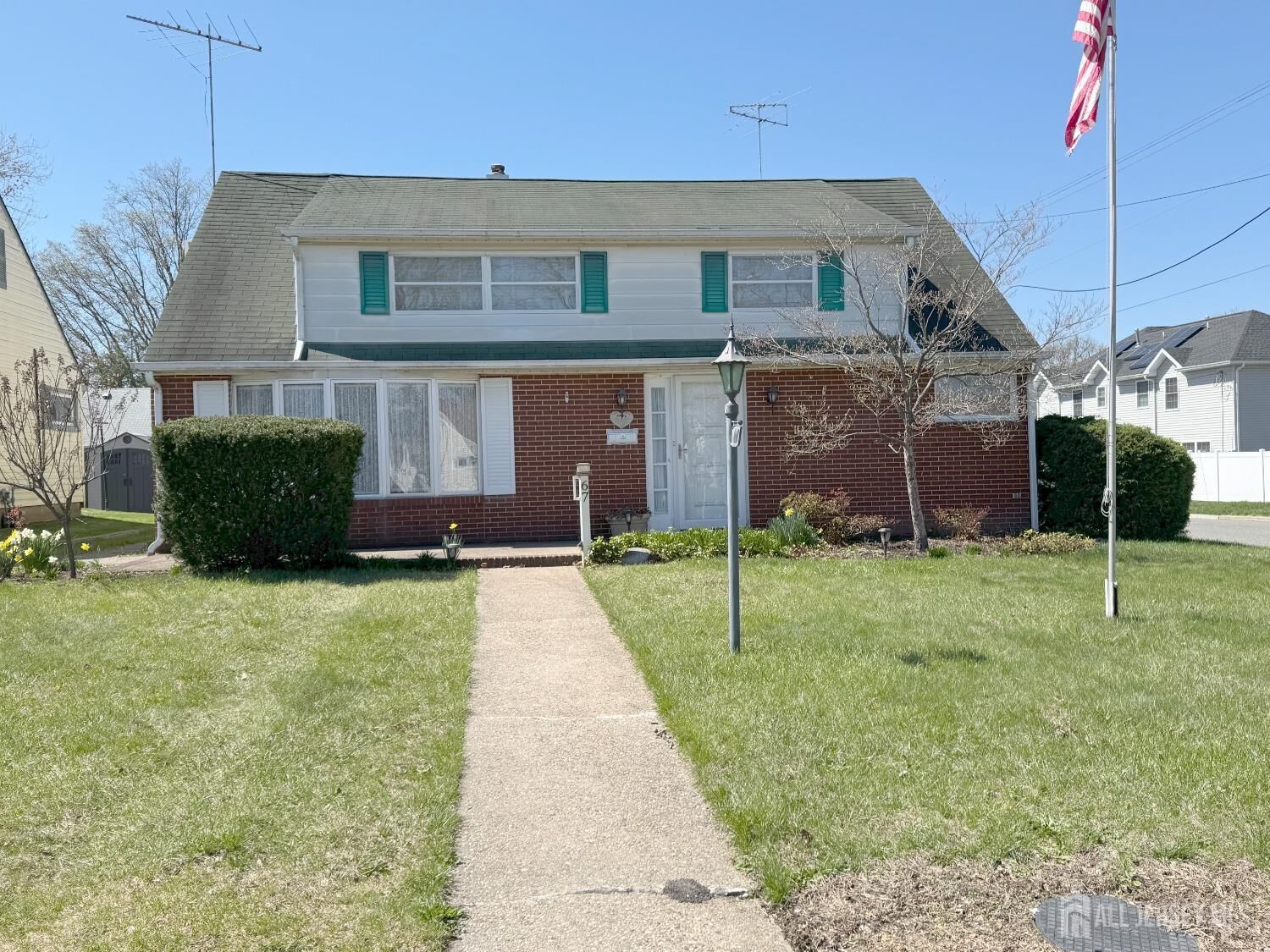 Property Photo:  67 Park Avenue  NJ 08830 