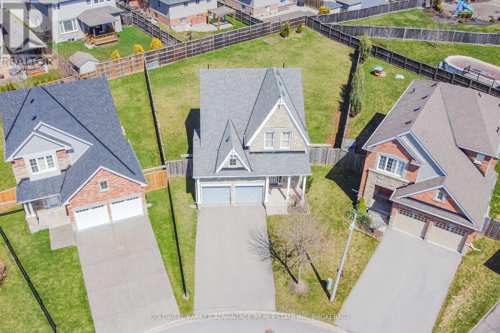 Property Photo:  6366 Dilalla Crescent  ON L2H 0C9 