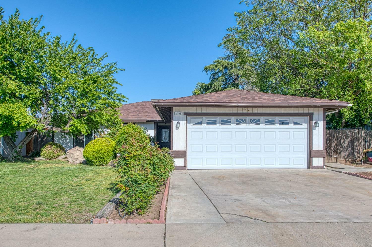 Property Photo: 2991 Terry Avenue CA 93612