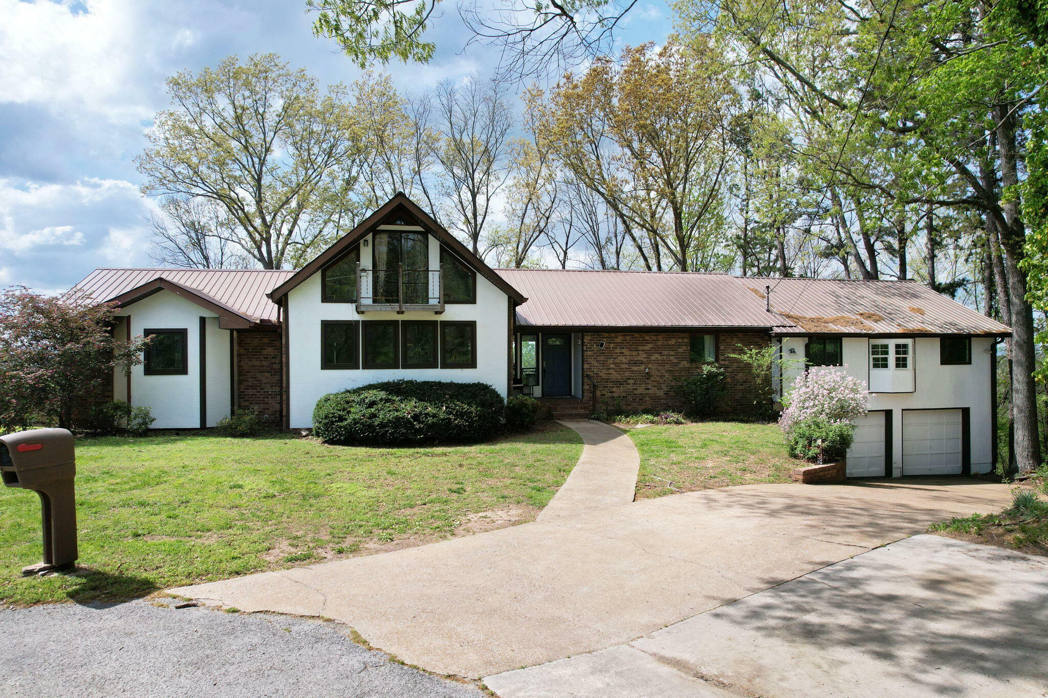 Property Photo: 535 Pine Top Court TN 37412