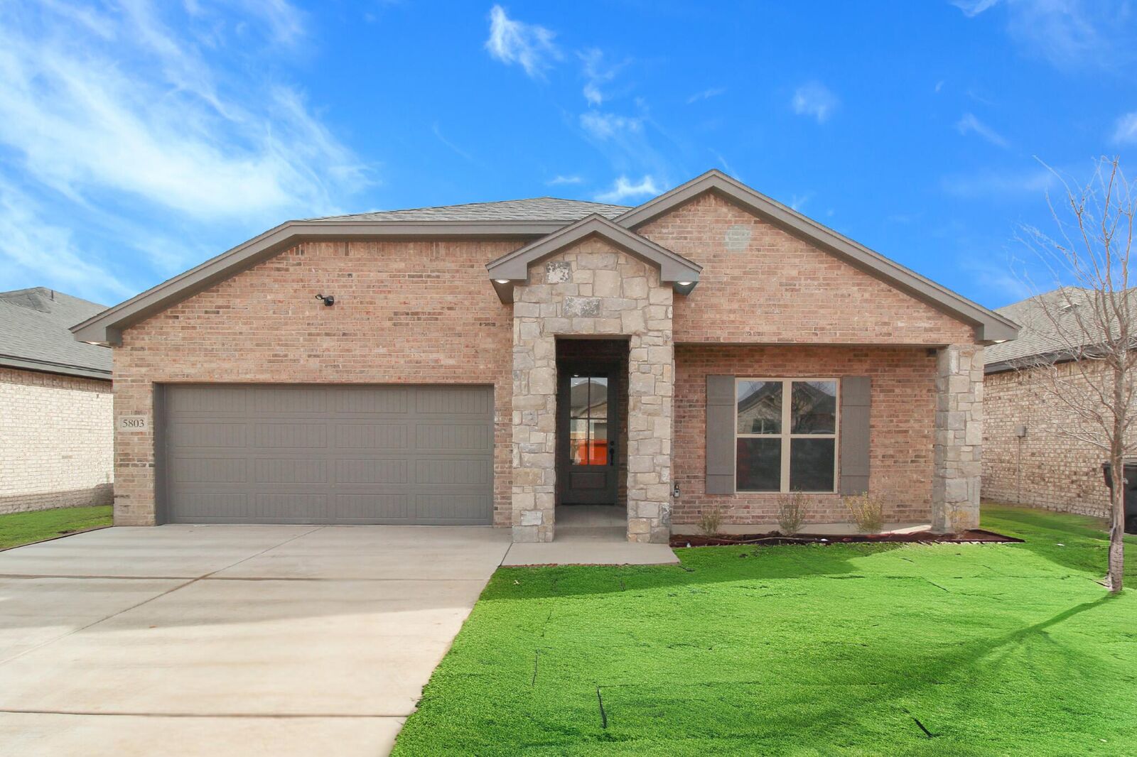 Property Photo: 5803 Venita Avenue TX 79407