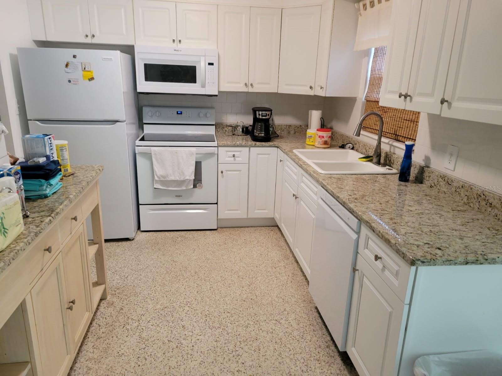 Property Photo: 3919 Harrisburg Street NE FL 33703