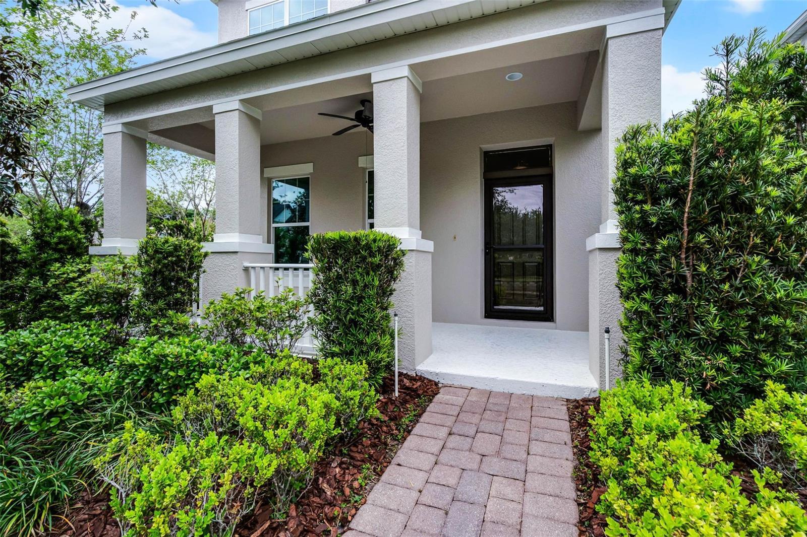 Property Photo:  1052 Avila Lane  FL 32803 