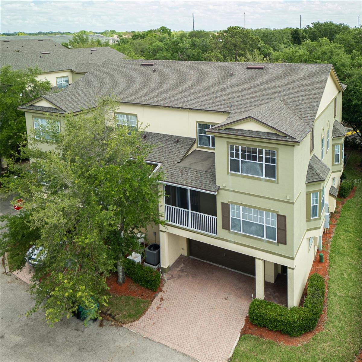 Property Photo:  2280 Grand Central Parkway 2  FL 32839 