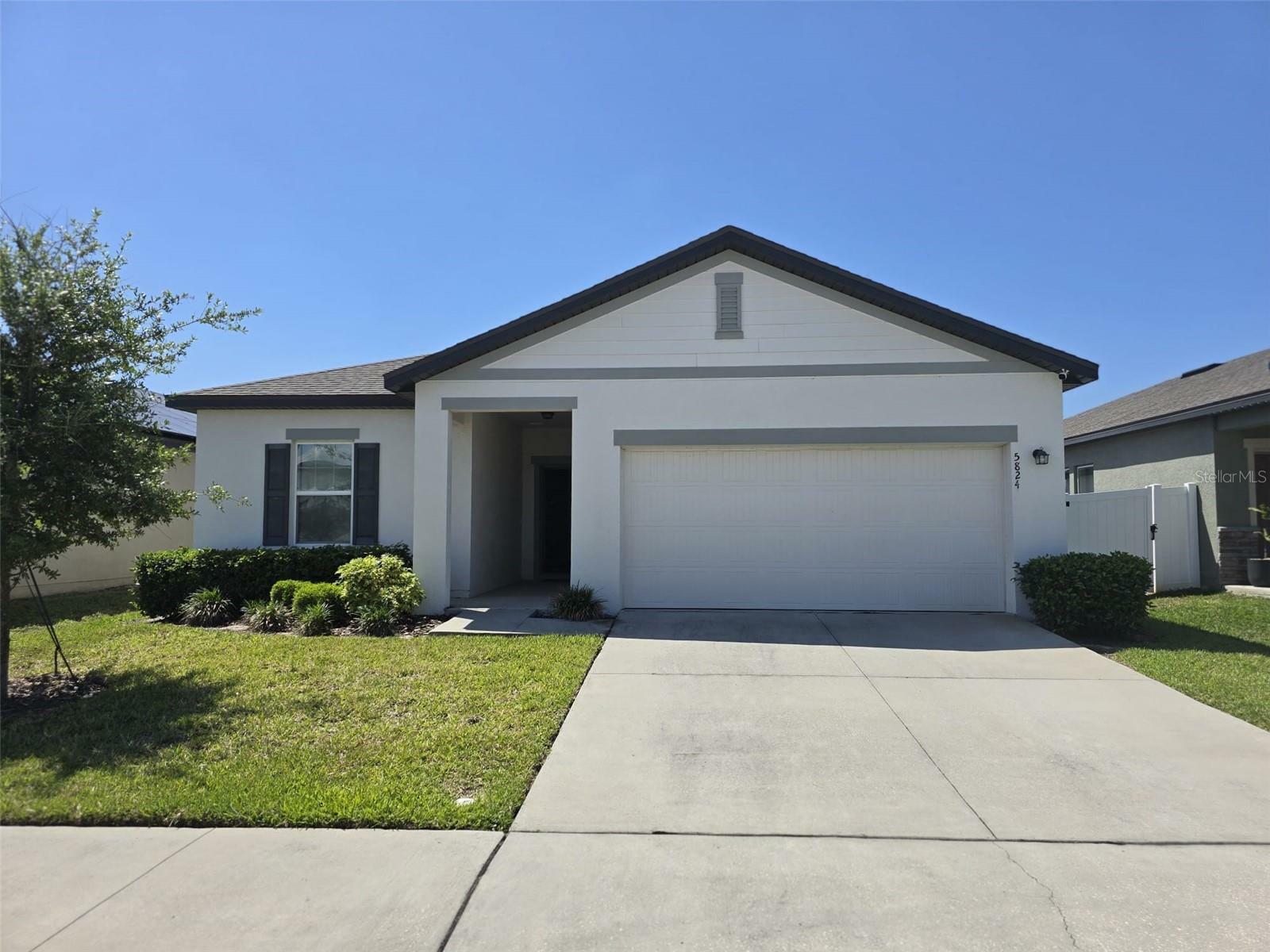Property Photo:  5824 Beefmaster Road  FL 34771 