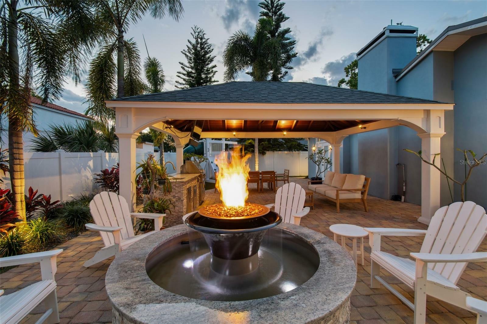 Property Photo:  3006 W Angeles Street  FL 33629 