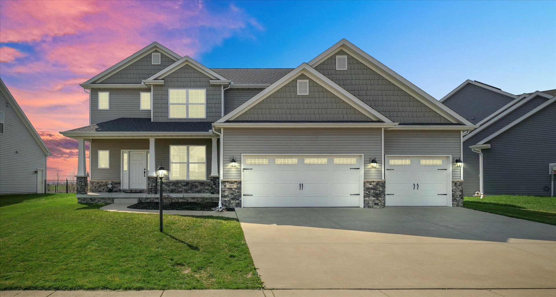 Property Photo: 1411 Jacobs Boulevard IL 61822