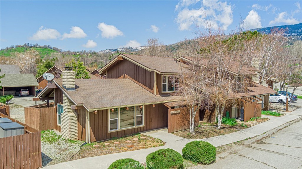 32 Meadow Lakes Drive  Tehachapi CA 93561 photo