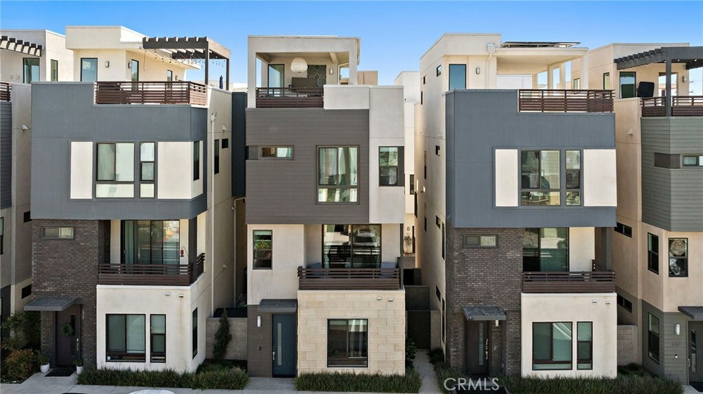 Property Photo: 608 Malibu CA 92627