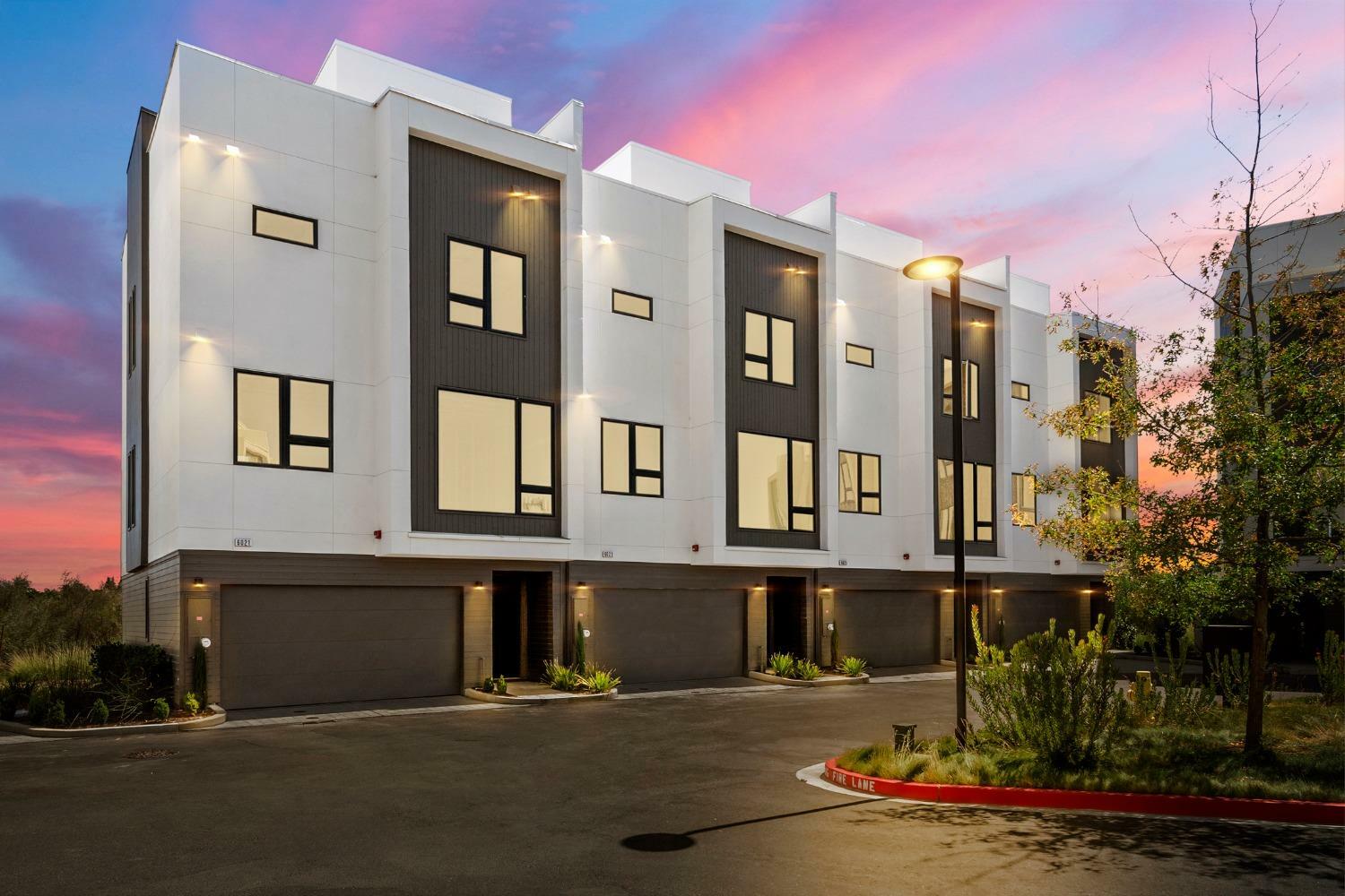 Property Photo: 6015 West Oaks Boulevard CA 95765