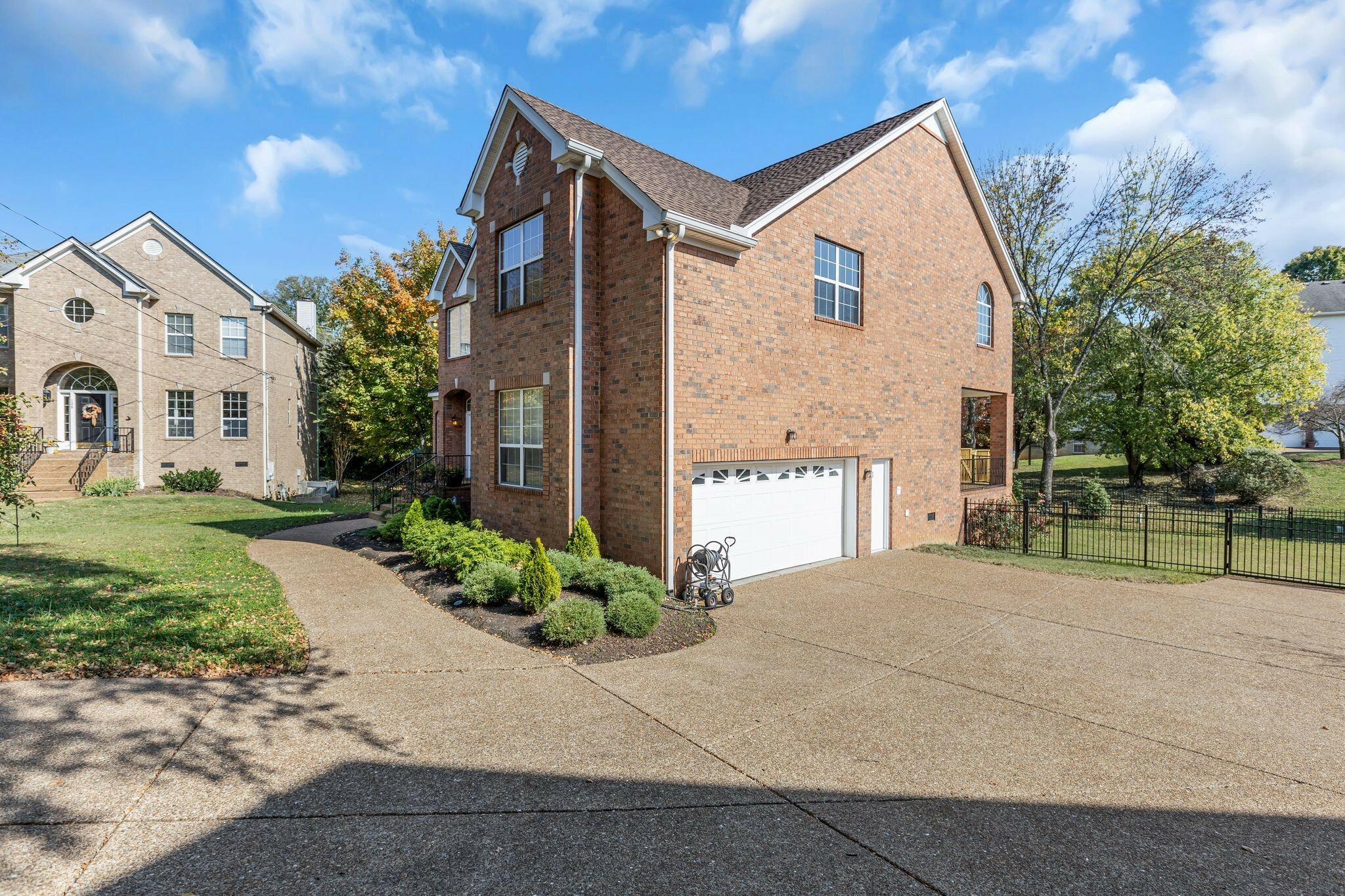 Property Photo: 104 Portsmouth Cv TN 37027