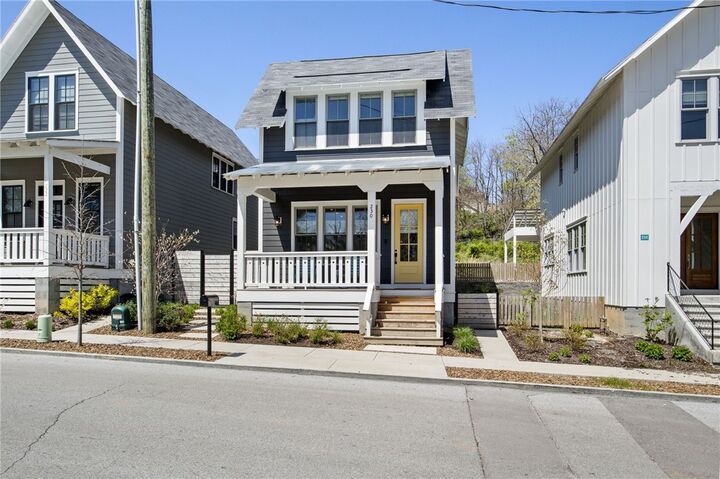 Property Photo:  230 E South Street  AR 72701 