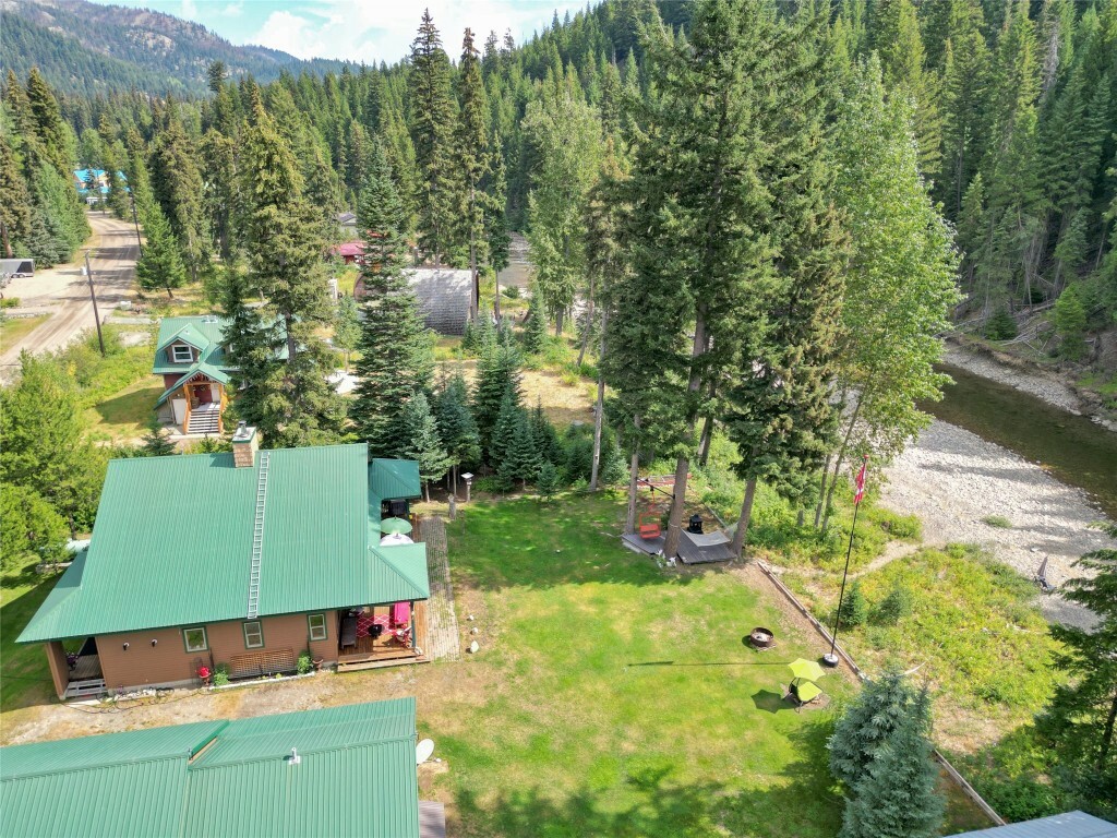 Property Photo: 169 Towers Road BC V0X 1R0