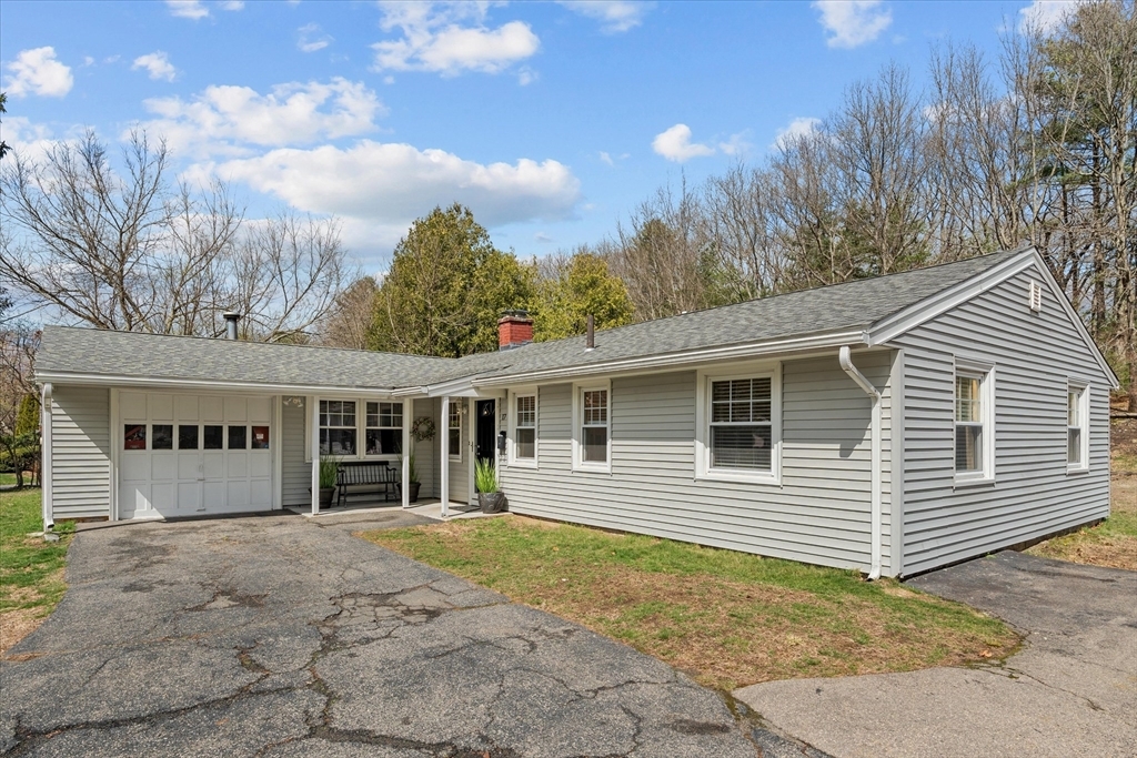 Property Photo: 17 Mary Agnes Rd MA 01701