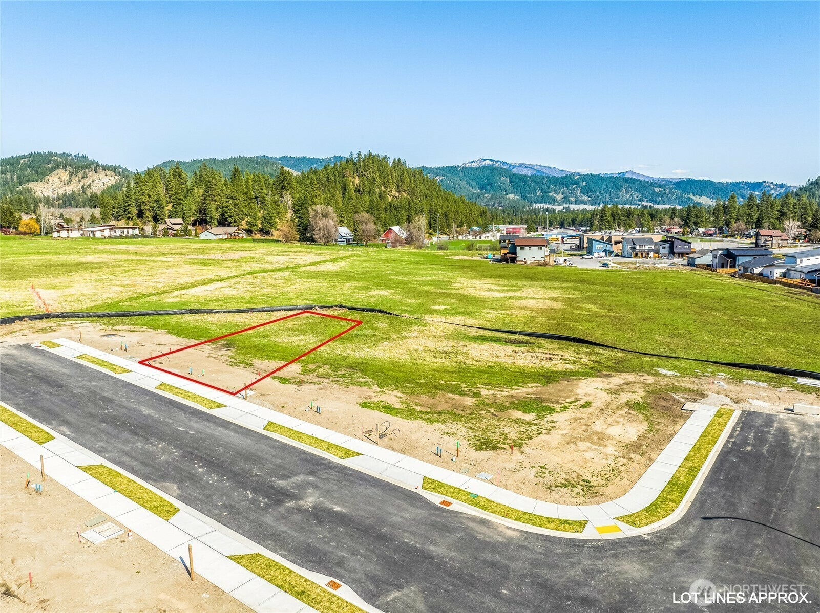 Property Photo: 714 Cascade Street WA 98826