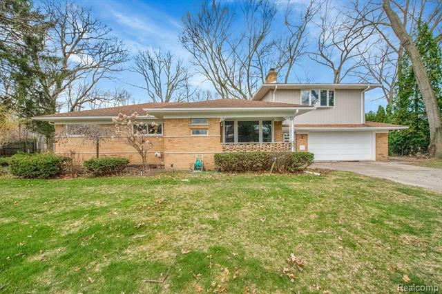 4973 Hampshire Drive  Shelby Twp MI 48316 photo