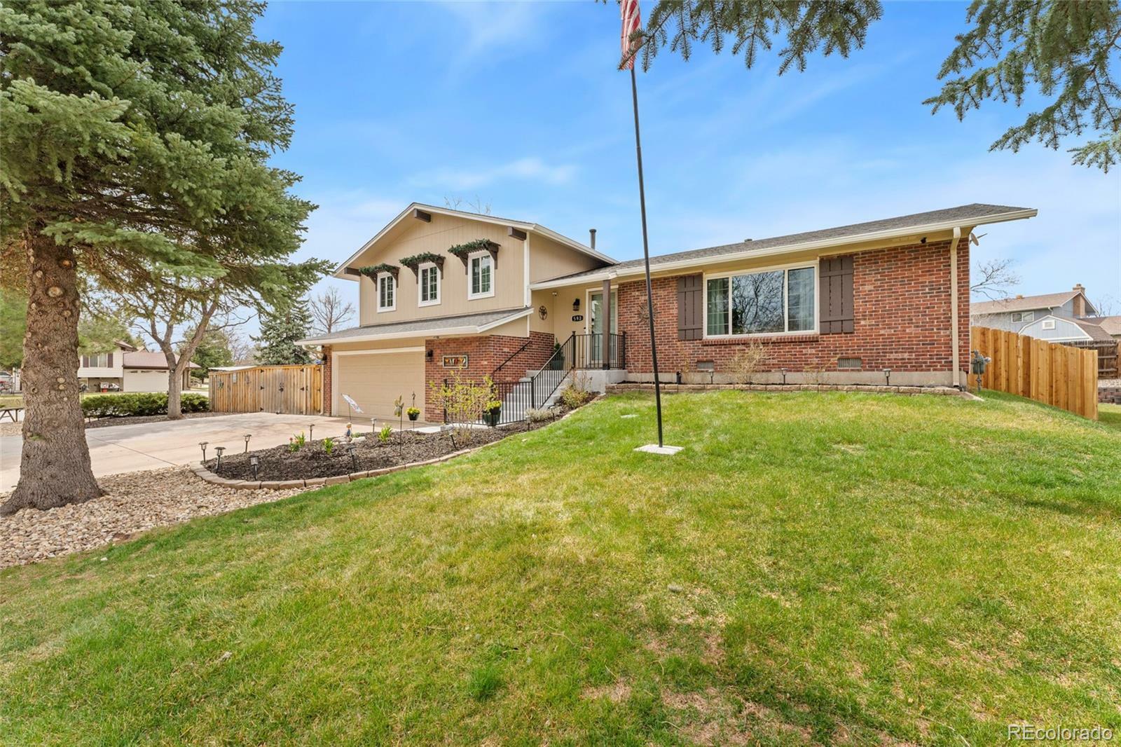 Property Photo: 593 S Everett Court CO 80226