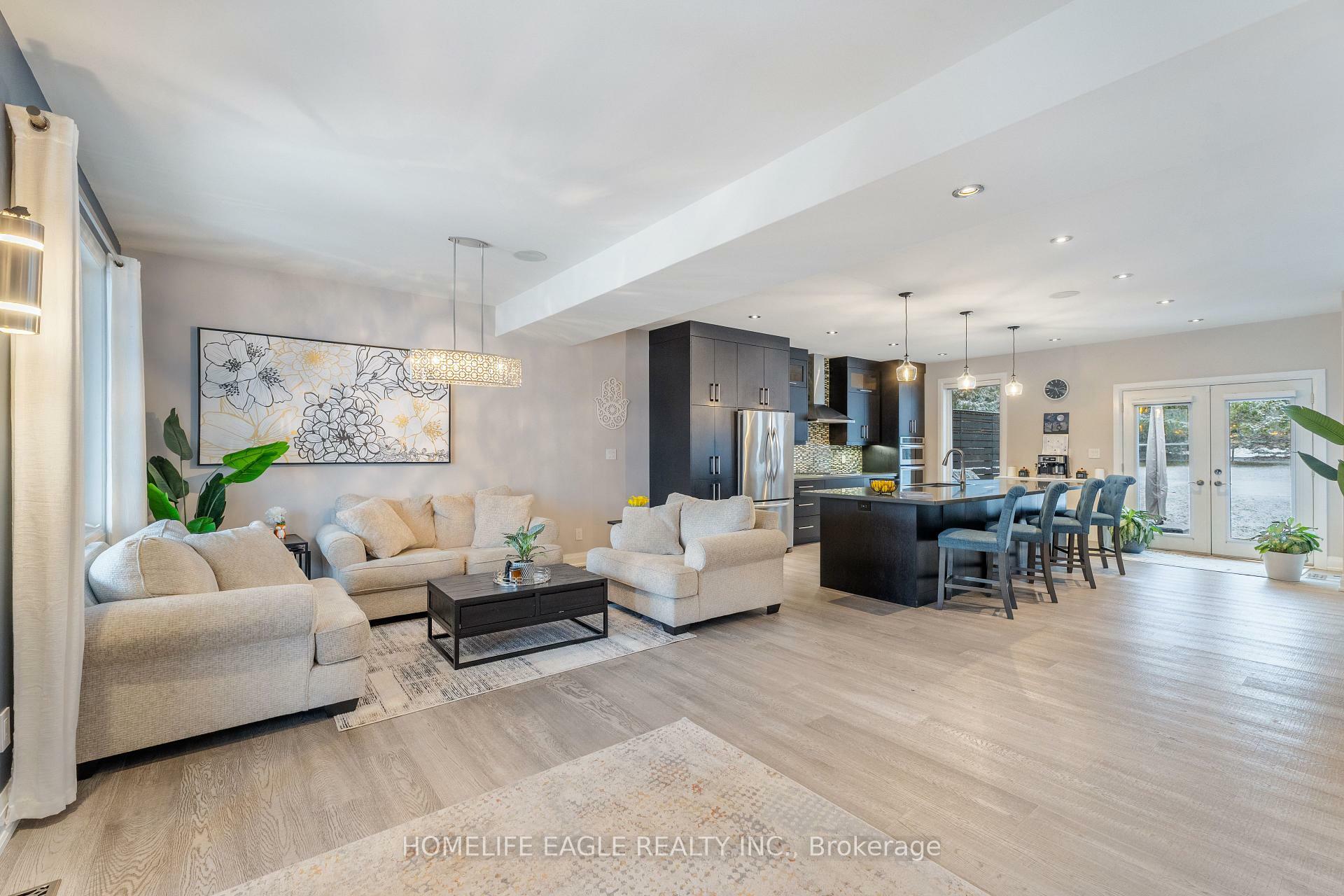 Property Photo: 9 Josephine Court ON L9X 0H9