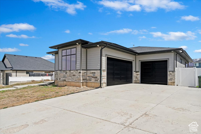 Property Photo: 393 S Corner View Dr UT 84074