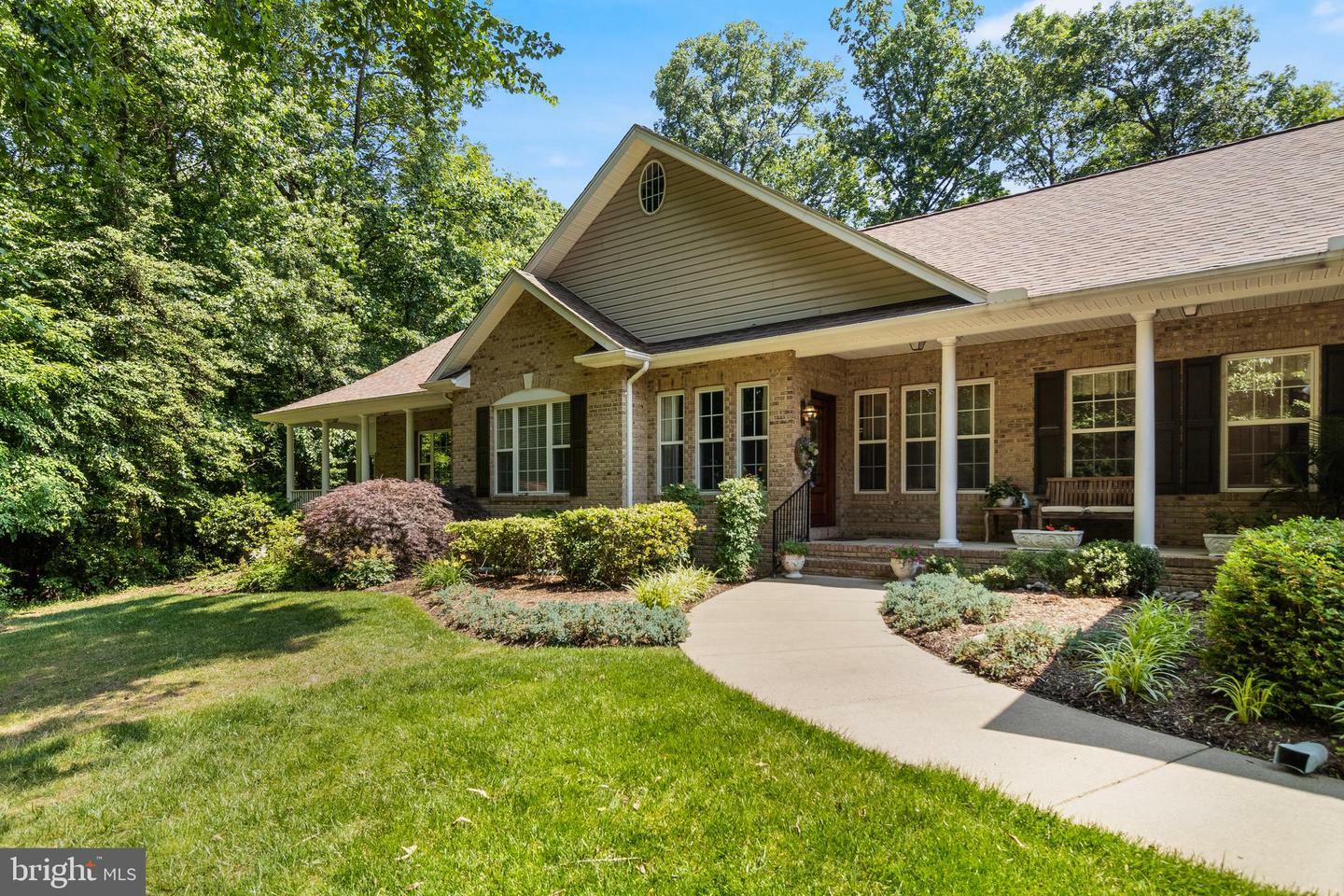 Property Photo: 11610 Rome Place MD 20646