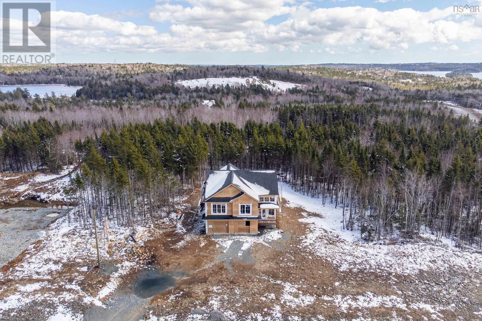 Property Photo: 275 Zaffre Drive 5118 NS B4E 0X4