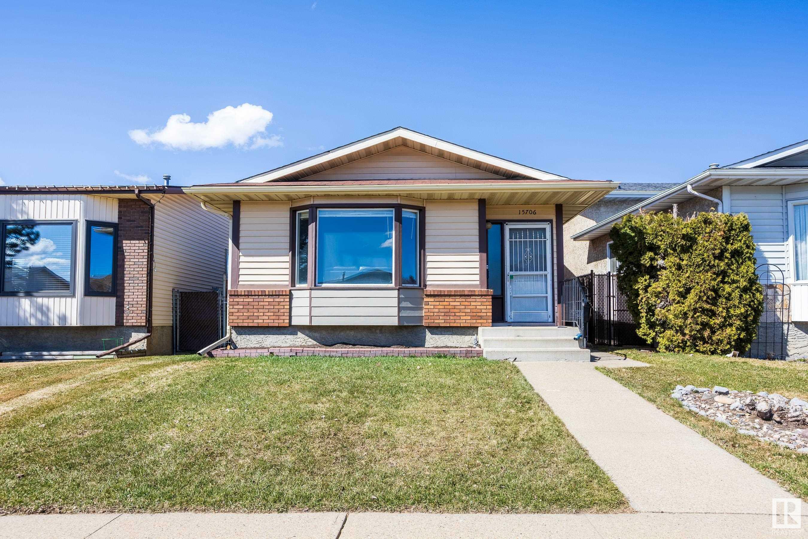 Property Photo:  15706 78 Street NW  AB T5Z 2S6 