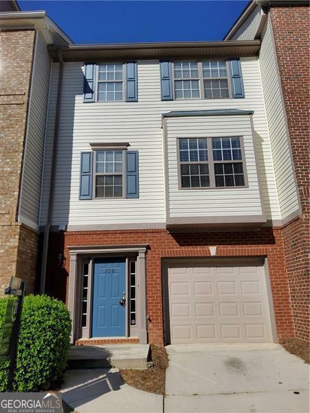 Property Photo:  528 Lantern Wood Drive  GA 30079 