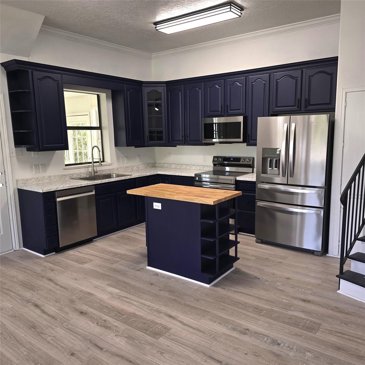 Property Photo: 31 Holiday Lane TX 77331