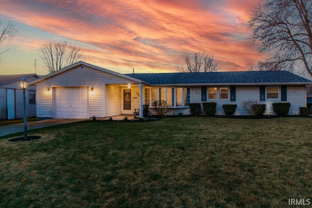 Property Photo: 1519 Glencoe Boulevard IN 46774-2033