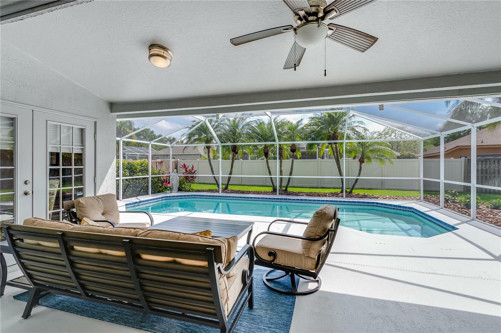 Property Photo: 10514 Castleford Way FL 33626