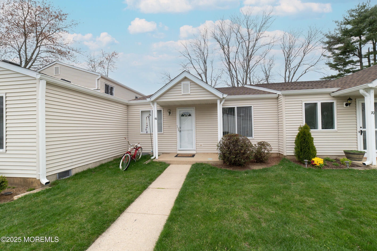 Property Photo:  68 Greenwood Drive  NJ 07728 