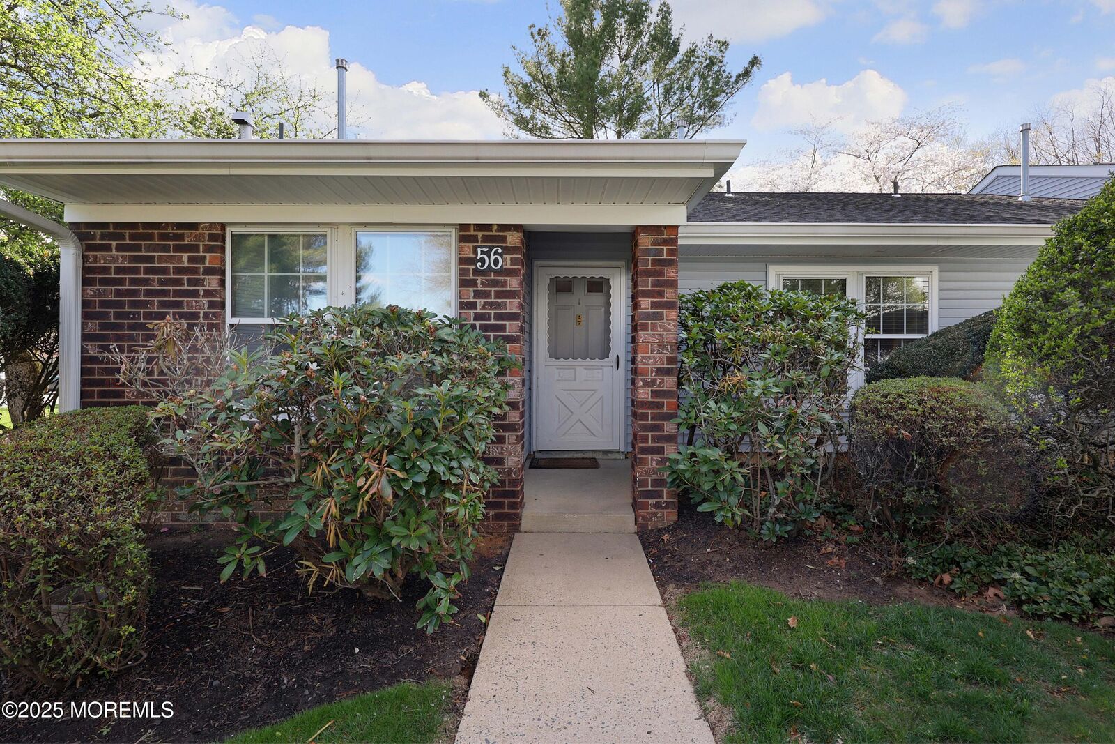 Property Photo:  56 Privet Place  NJ 07701 