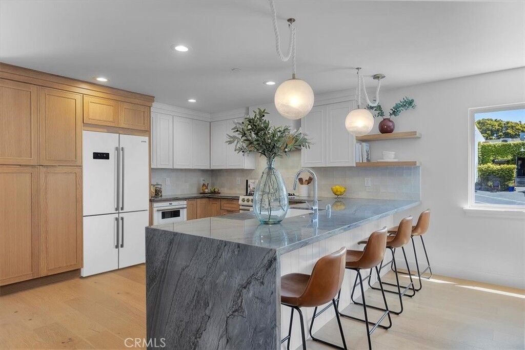 Property Photo:  368 Richmond Street  CA 90245 